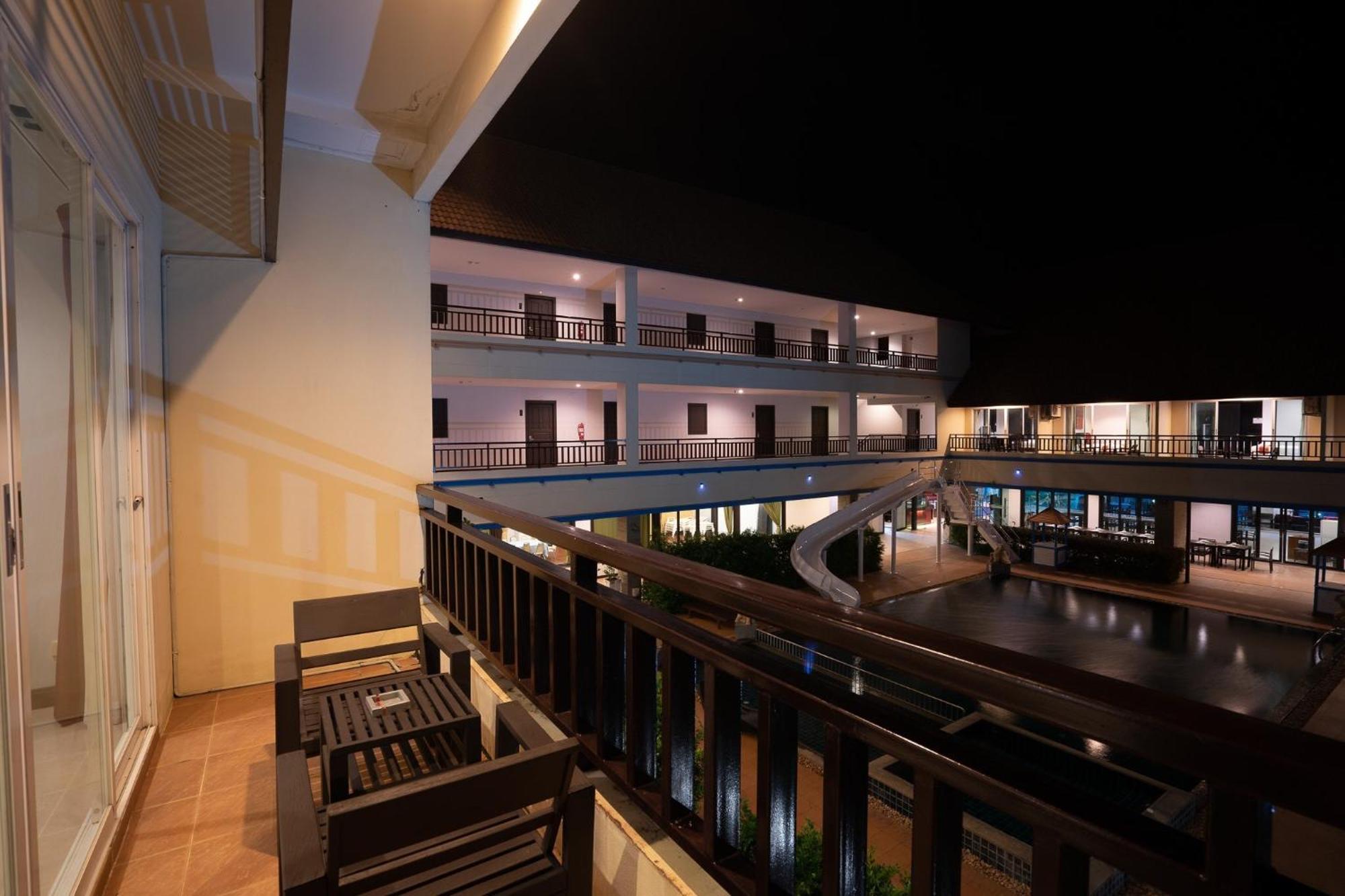 Napalai Resort HHQ Exteriör bild